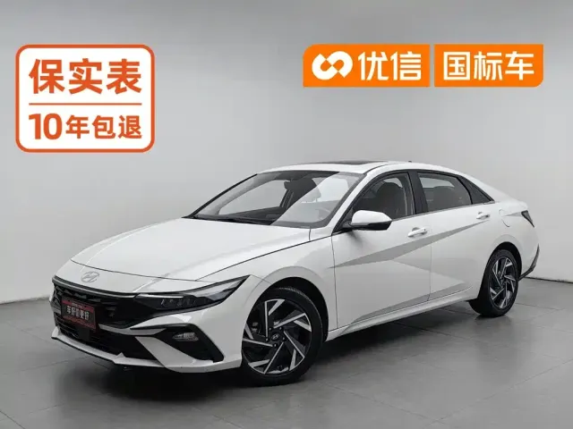 Фотография автомобиля — Hyundai Elantra