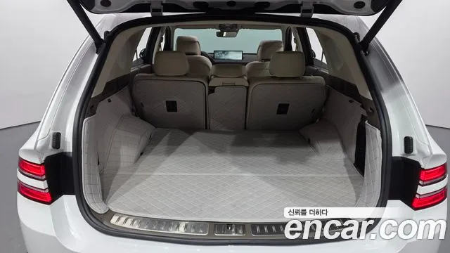 Genesis GV80 — Фото автомобиля 26