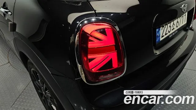 Mini Cooper Cooper 5 дверей Classic — Фото автомобиля 22
