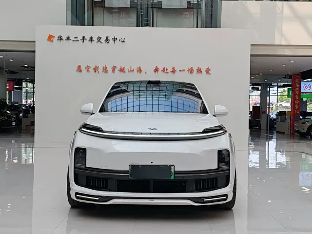 Li Auto L9 — Фото автомобиля 3