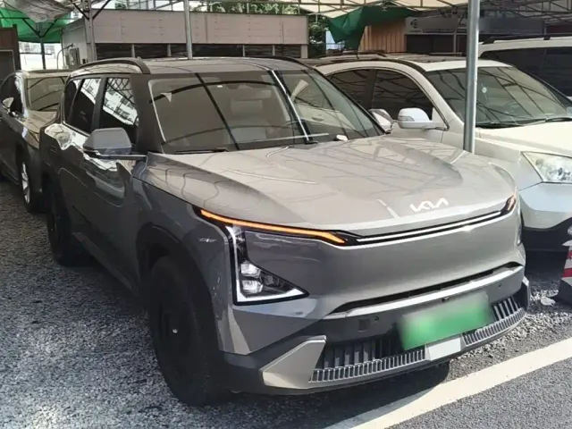 Kia EV5 — Фото автомобиля 3
