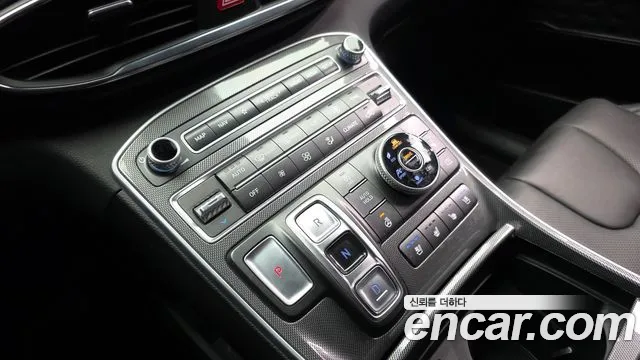 Hyundai Santafe Новый Santa Fe Дизель 2.2 4WD — Фото автомобиля 9