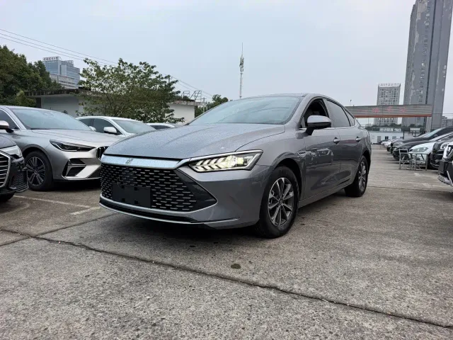 Фотография автомобиля — BYD Qin PLUS