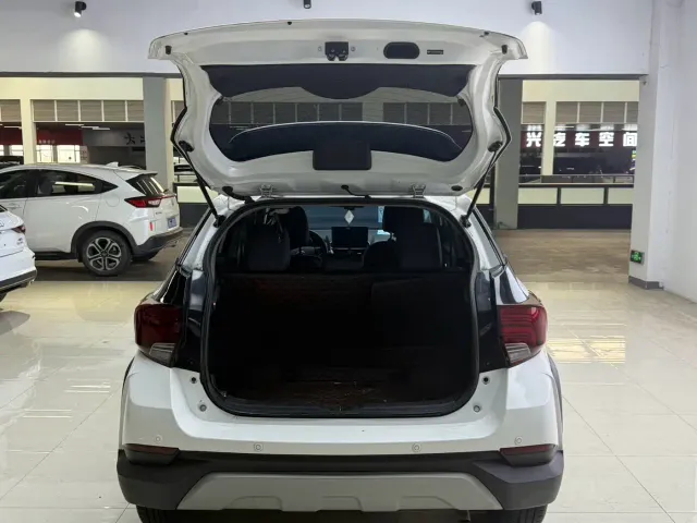 Toyota YARiS L Zhi Xuan — Фото автомобиля 18