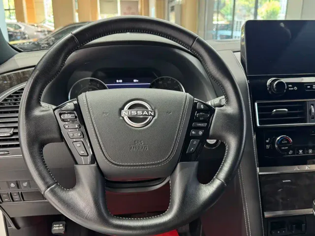 Nissan Patrol — Фото автомобиля 15
