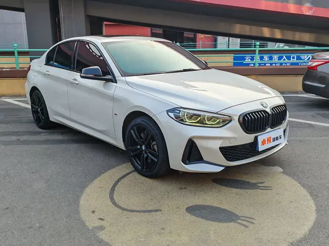 BMW 1 Series — Фото автомобиля 3