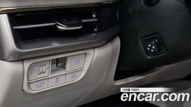 Hyundai Grandeur GN7 — Фото автомобиля 12