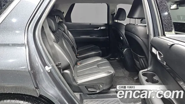 Hyundai Palisade Palisade Дизель 2.2 2WD — Фото автомобиля 11