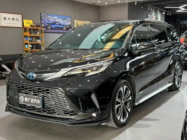 Фотография автомобиля — Toyota Granvia