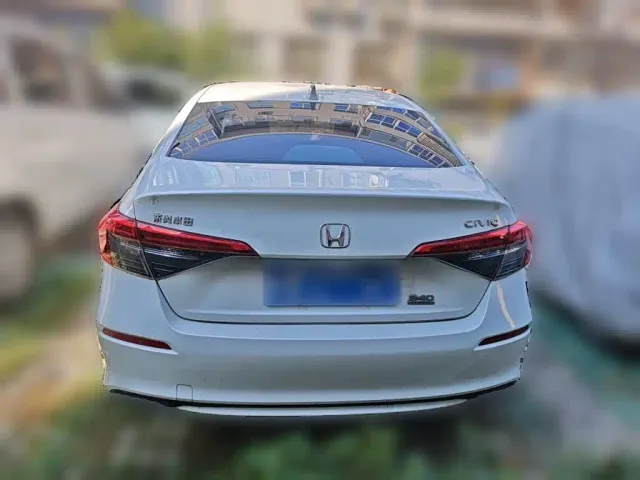 Honda Civic — Фото автомобиля 3