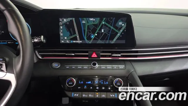 Hyundai AVANTE Avante (CN7) — Фото автомобиля 12