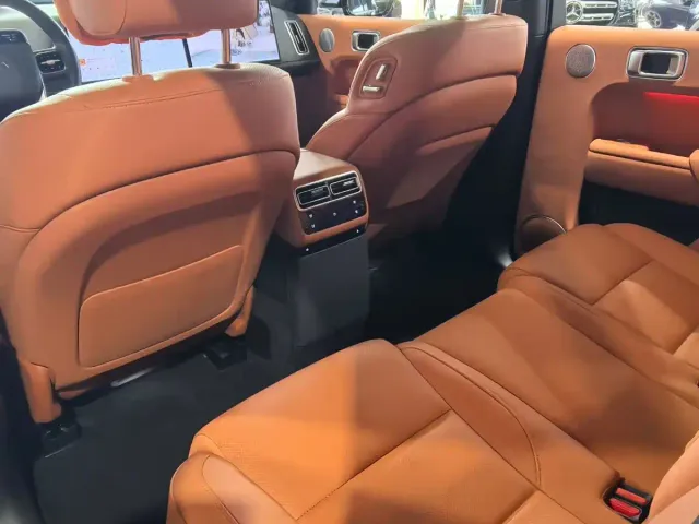 Li Auto L7 — Фото автомобиля 4