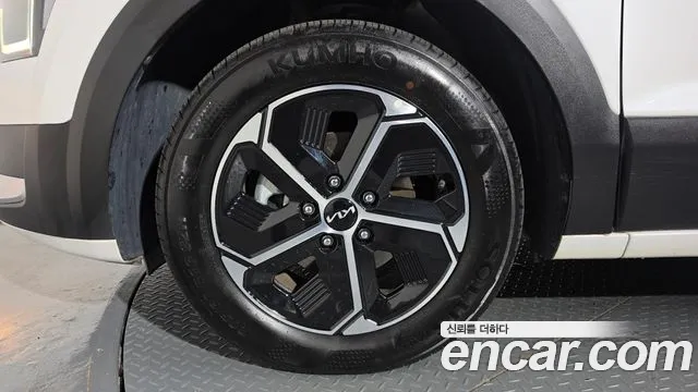 Kia Niro The All New — Фото автомобиля 5