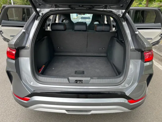 BYD Song PLUS — Фото автомобиля 20