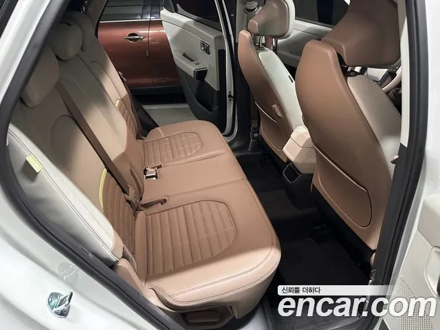 Kia Seltos Seltos 2 поколение Бензин 1.6T 2WD — Фото автомобиля 13