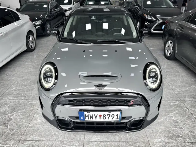 MINI Hatch — Фото автомобиля 2