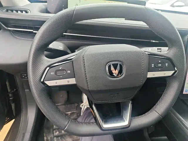 Changan Eado — Фото автомобиля 10
