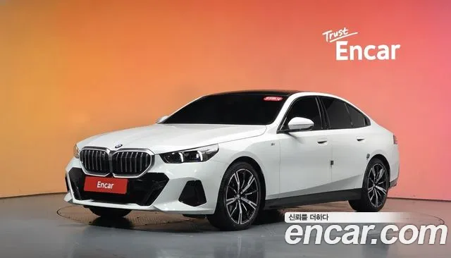 Фотография автомобиля — BMW 5 Series G60