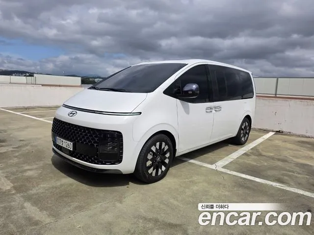 Hyundai Staria — Фото автомобиля 2