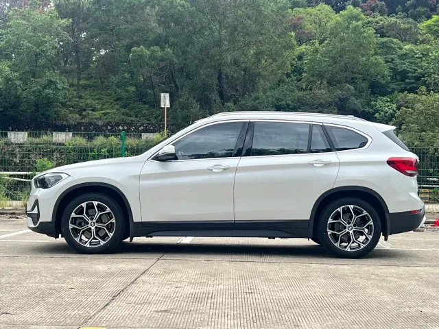 BMW X1 — Фото автомобиля 6