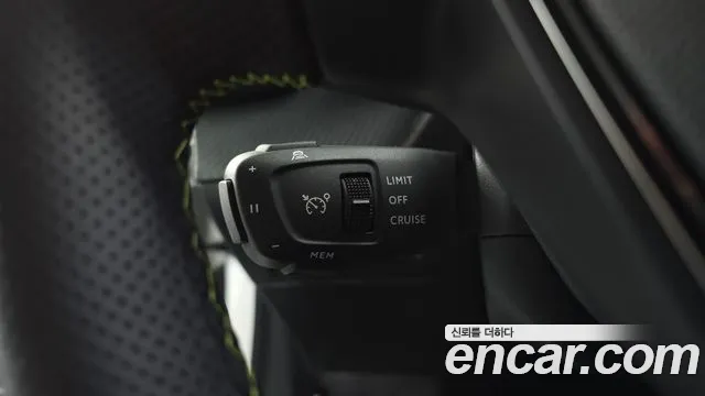 Peugeot 208 e-208 2nd Gen — Фото автомобиля 27