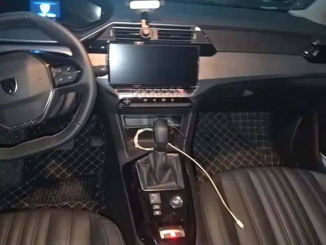 Peugeot 408 — Фото автомобиля 13