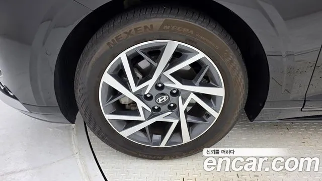 Hyundai Grandeur GN7 — Фото автомобиля 5