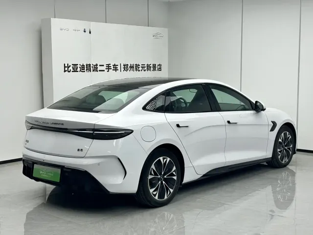 BYD Seal — Фото автомобиля 3
