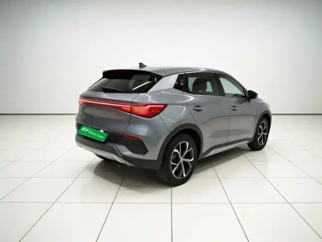 BYD Yuan PLUS — Фото автомобиля 5