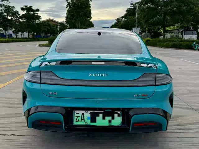 Xiaomi SU7 — Фото автомобиля 4