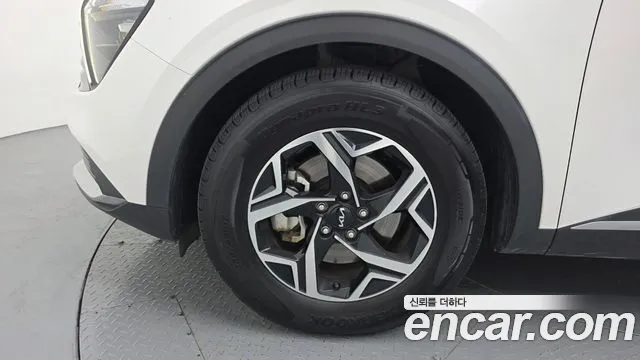 Kia Sportage Sportage 5-е поколение Дизель 2.0 2WD — Фото автомобиля 5
