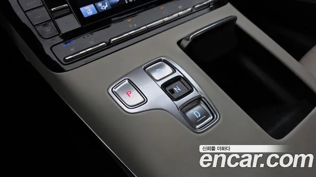 Hyundai Grandeur New — Фото автомобиля 12