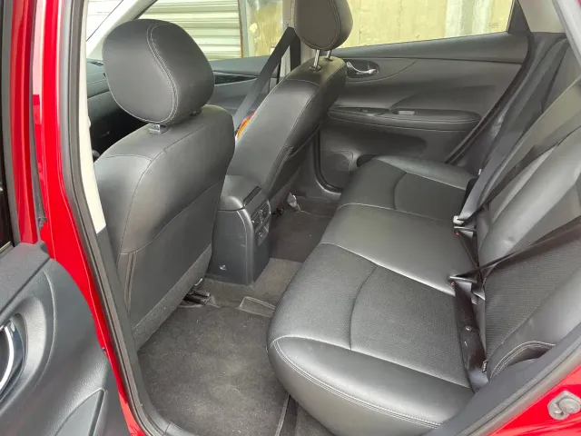 Nissan Tiida — Фото автомобиля 9