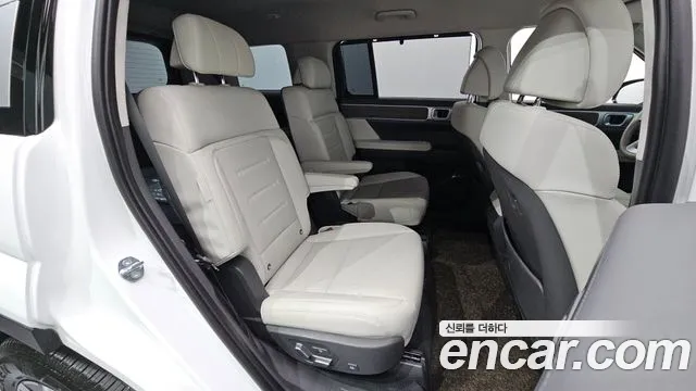 Hyundai Santa Fe MX5 — Фото автомобиля 17