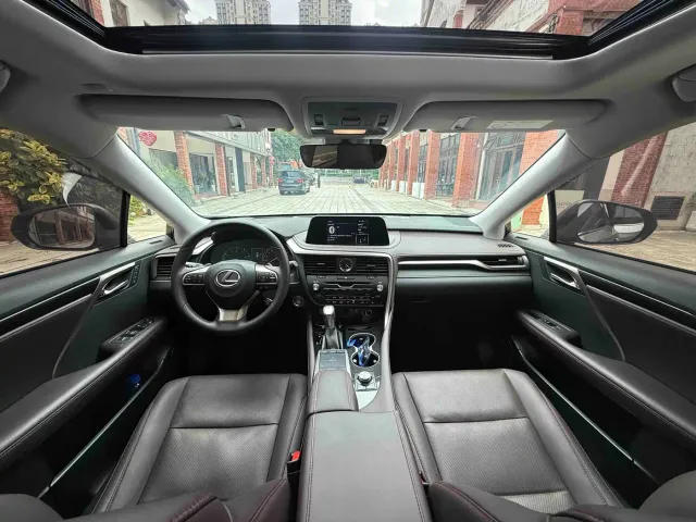 Lexus RX — Фото автомобиля 7