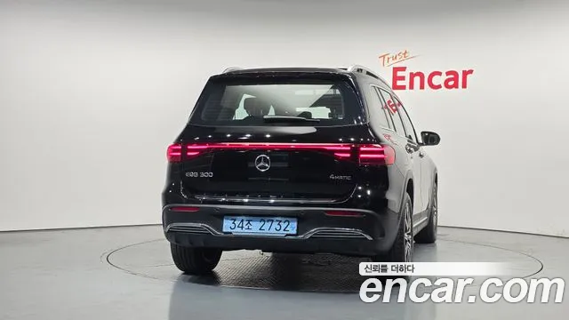 Mercedes-Benz EQB X243 — Фото автомобиля 4