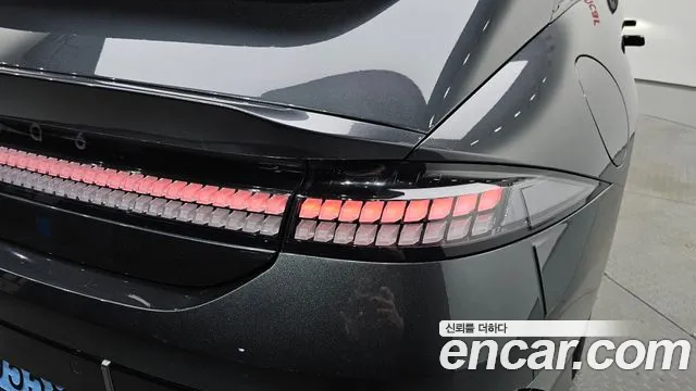 Hyundai Ioniq6 — Фото автомобиля 22