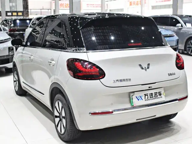 Wuling Bingo — Фото автомобиля 16