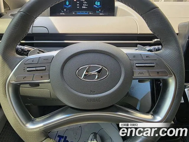 Hyundai Staria Staria Lounge 9 мест — Фото автомобиля 4