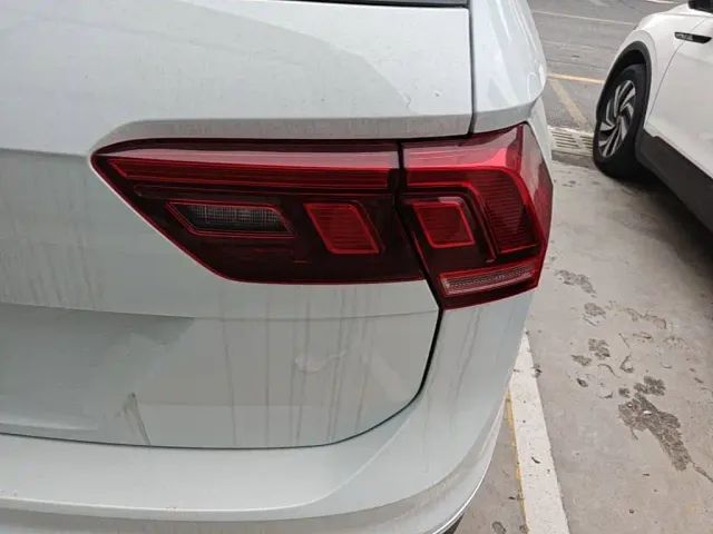 Volkswagen Tiguan L — Фото автомобиля 7