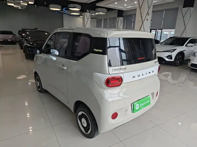 Wuling Motors Hongguang MINIEV 2024 3rd Generation 215km Youth Edition — Фото автомобиля 4