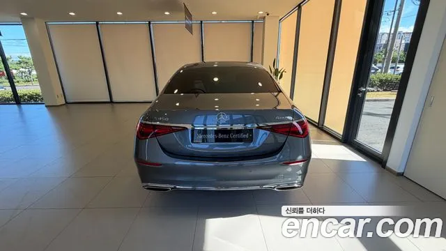 Mercedes-Benz S-Class — Фото автомобиля 4