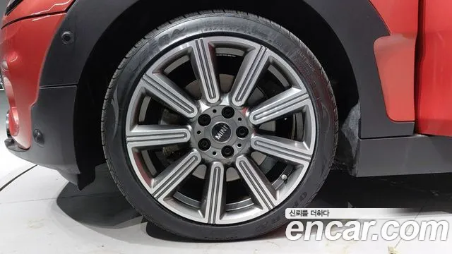 MINI Clubman — Фото автомобиля 5
