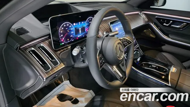 Mercedes-Benz S-Class — Фото автомобиля 15