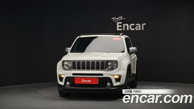 Jeep Renegade — Фото автомобиля 3