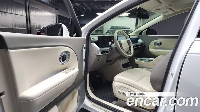 Hyundai Ioniq9 — Фото автомобиля 10
