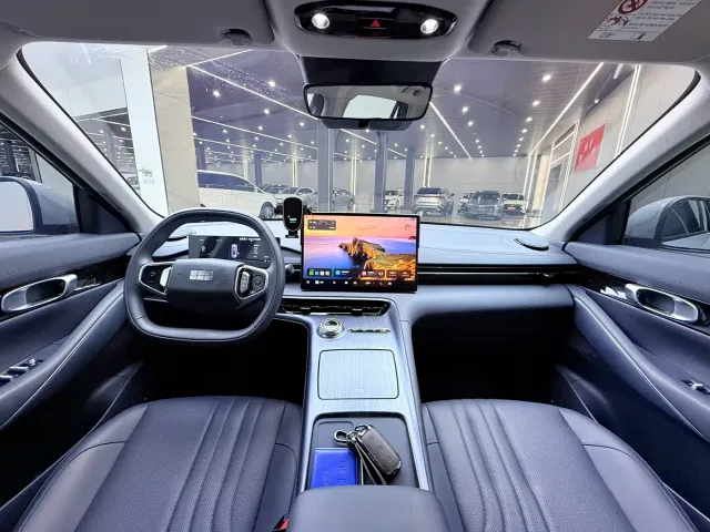 Geely Galaxy E5 — Фото автомобиля 12