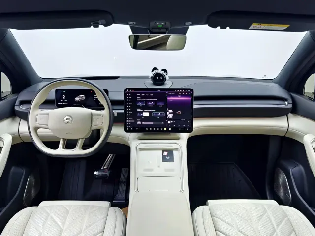 Nio ES6 — Фото автомобиля 13