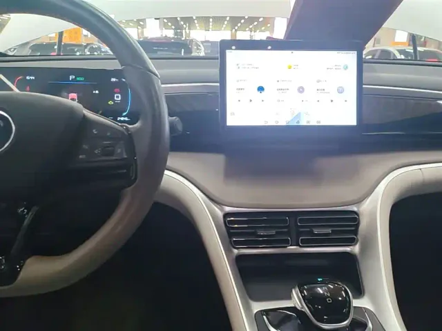 BYD Song Pro — Фото автомобиля 9