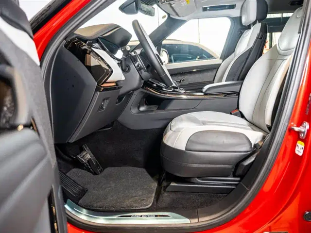 Land Rover Range Rover Sport — Фото автомобиля 7